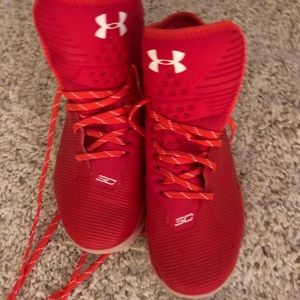 Sc under Armour shoes. Size 10 new in box!